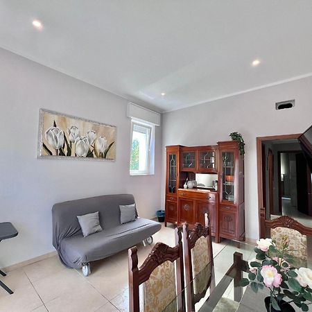 Apt Donati Home, Modernita E Comfort Con Parcheggio Gratuito Privato E Spazio Esterno Privato Cassano dʼAdda Exterior foto